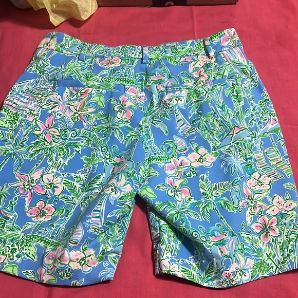 Lilly Pulitzer BENEATH THE BOUGAINVILLEA Natia knit shorts. Size 4 - Picture 6 of 11